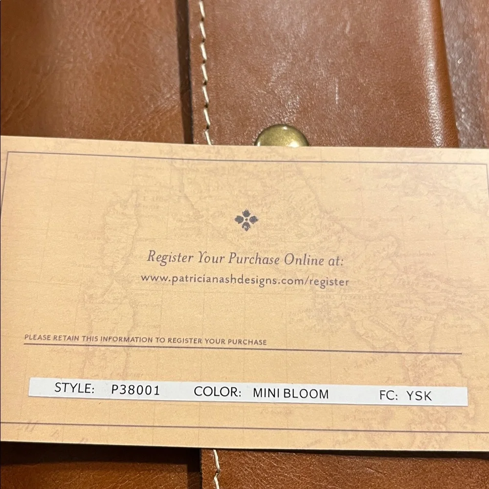 NWOT Patricia Nash wallet - Picture 4 of 5